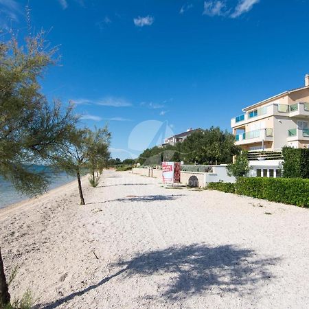 Apartments Citrine On The Beach بيوغْغاد نا موغو المظهر الخارجي الصورة