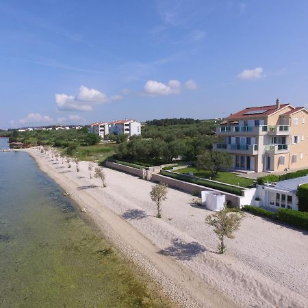 Apartments Citrine On The Beach بيوغْغاد نا موغو المظهر الخارجي الصورة