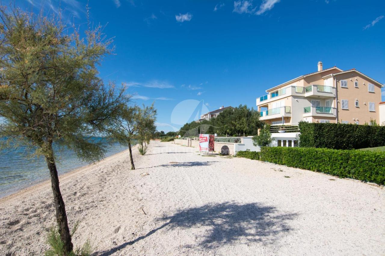 Apartments Citrine On The Beach بيوغْغاد نا موغو المظهر الخارجي الصورة