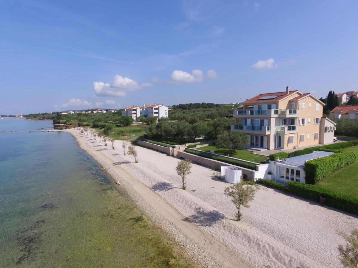 Apartments Citrine On The Beach بيوغْغاد نا موغو المظهر الخارجي الصورة