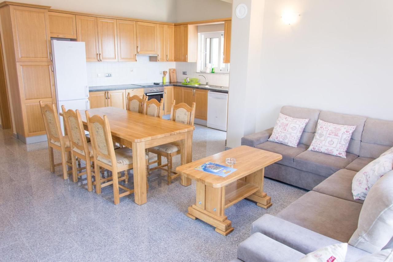 Apartments Citrine On The Beach بيوغْغاد نا موغو المظهر الخارجي الصورة