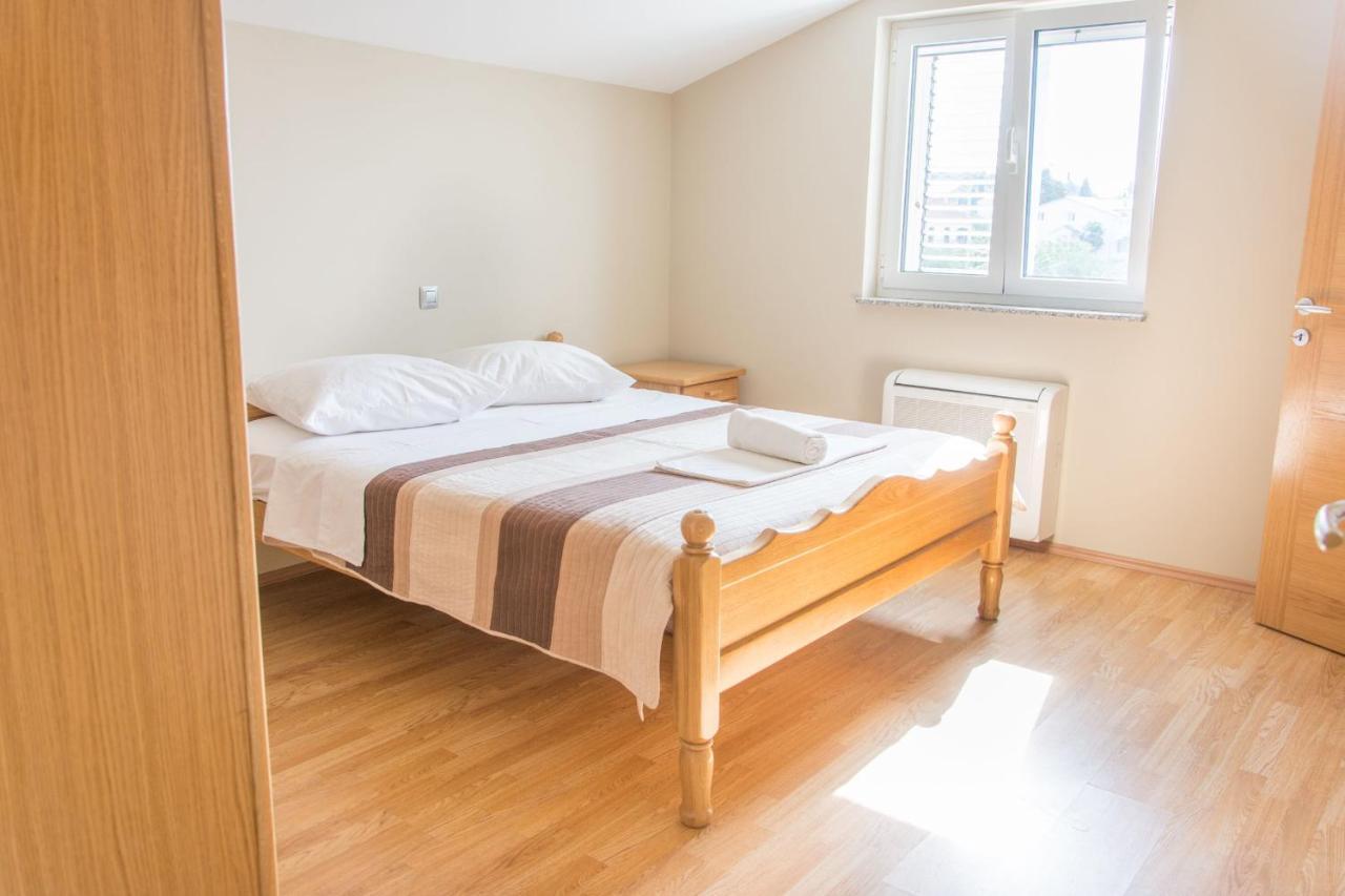 Apartments Citrine On The Beach بيوغْغاد نا موغو المظهر الخارجي الصورة