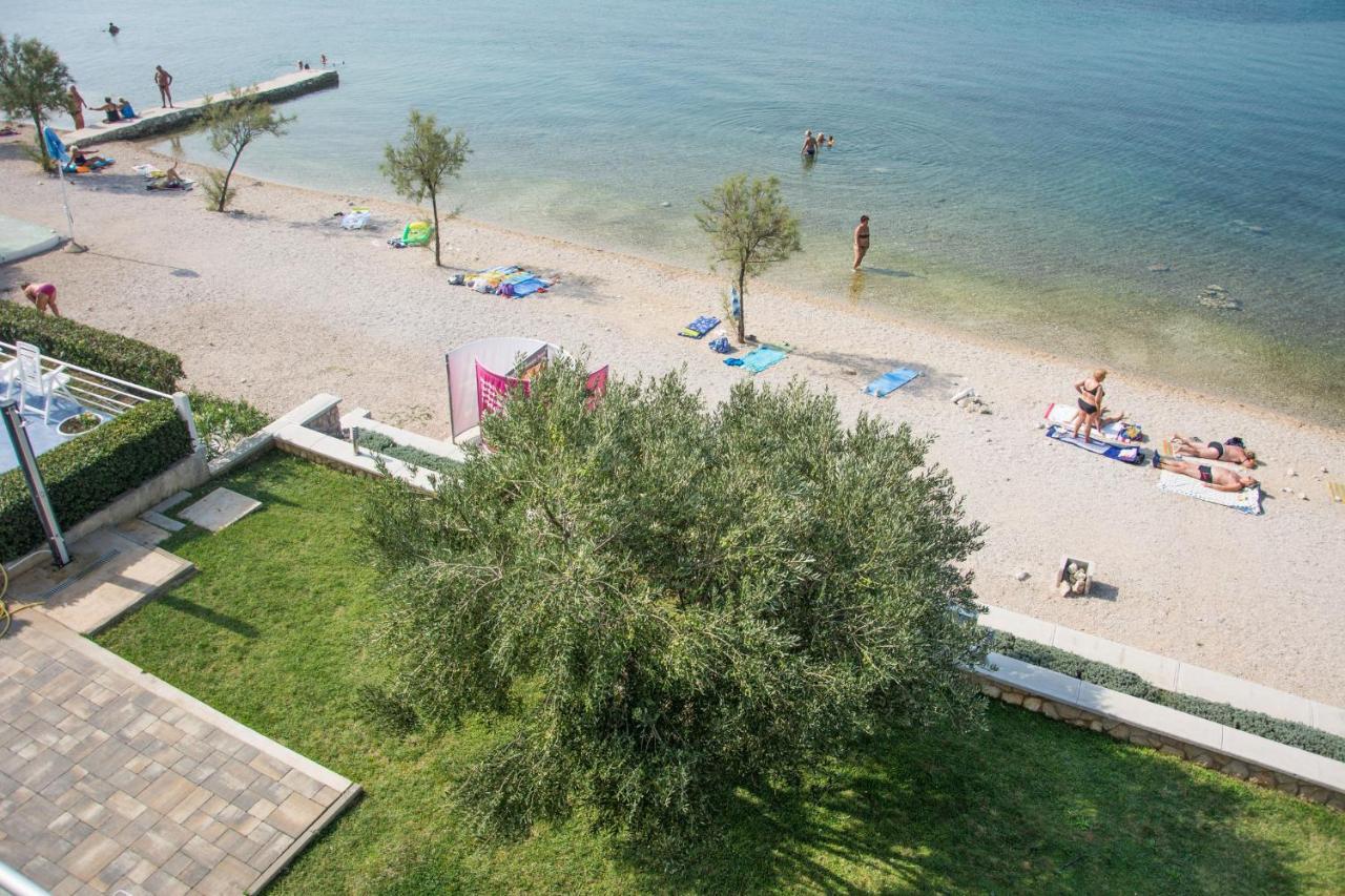 Apartments Citrine On The Beach بيوغْغاد نا موغو المظهر الخارجي الصورة