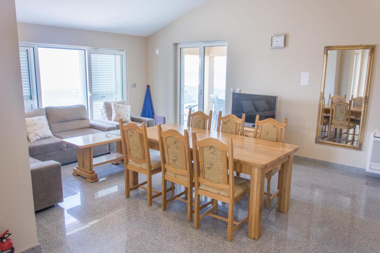 Apartments Citrine On The Beach بيوغْغاد نا موغو المظهر الخارجي الصورة