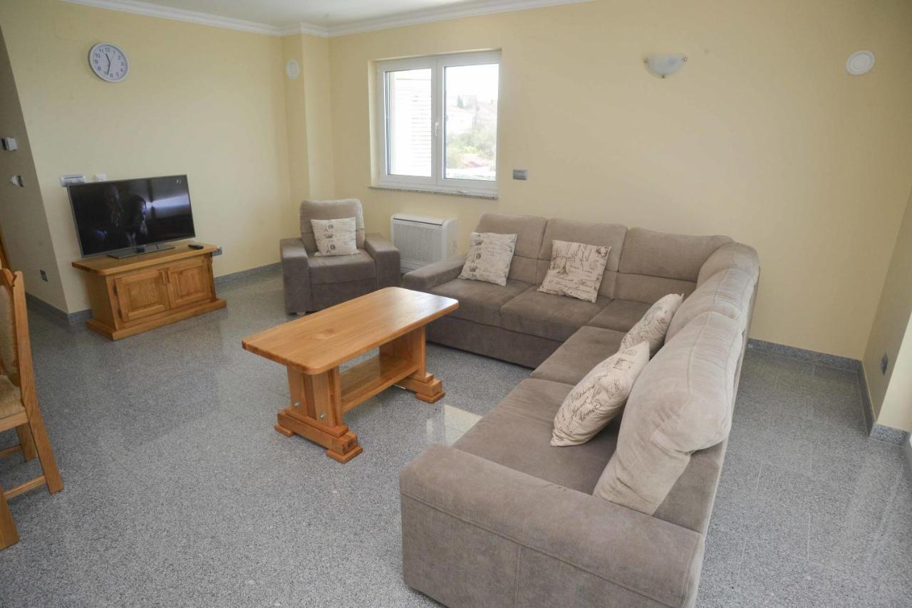 Apartments Citrine On The Beach بيوغْغاد نا موغو المظهر الخارجي الصورة