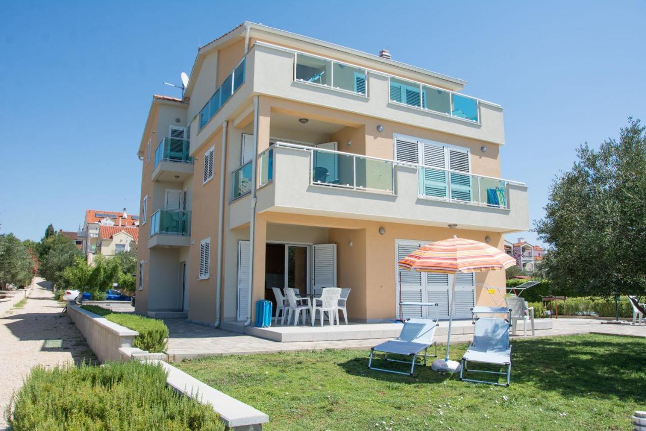 Apartments Citrine On The Beach بيوغْغاد نا موغو المظهر الخارجي الصورة