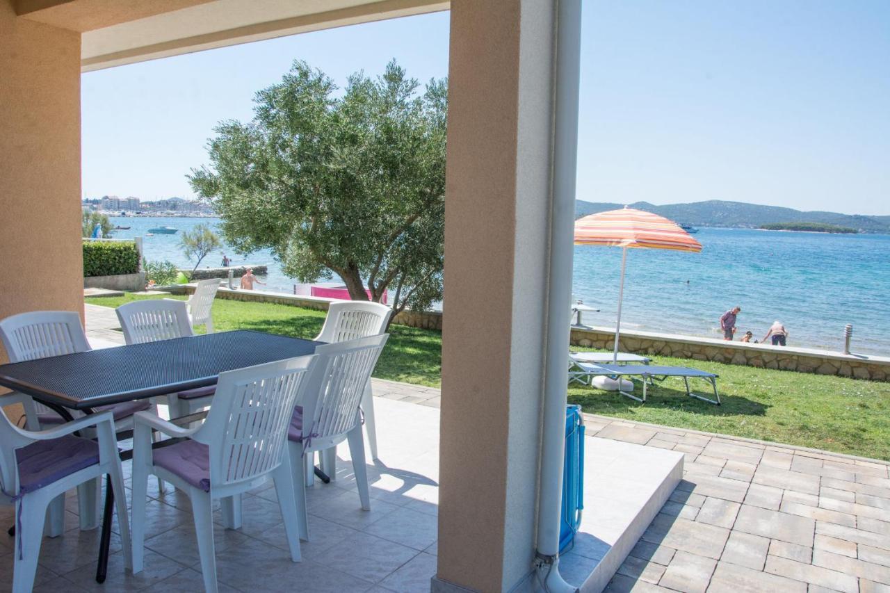 Apartments Citrine On The Beach بيوغْغاد نا موغو المظهر الخارجي الصورة