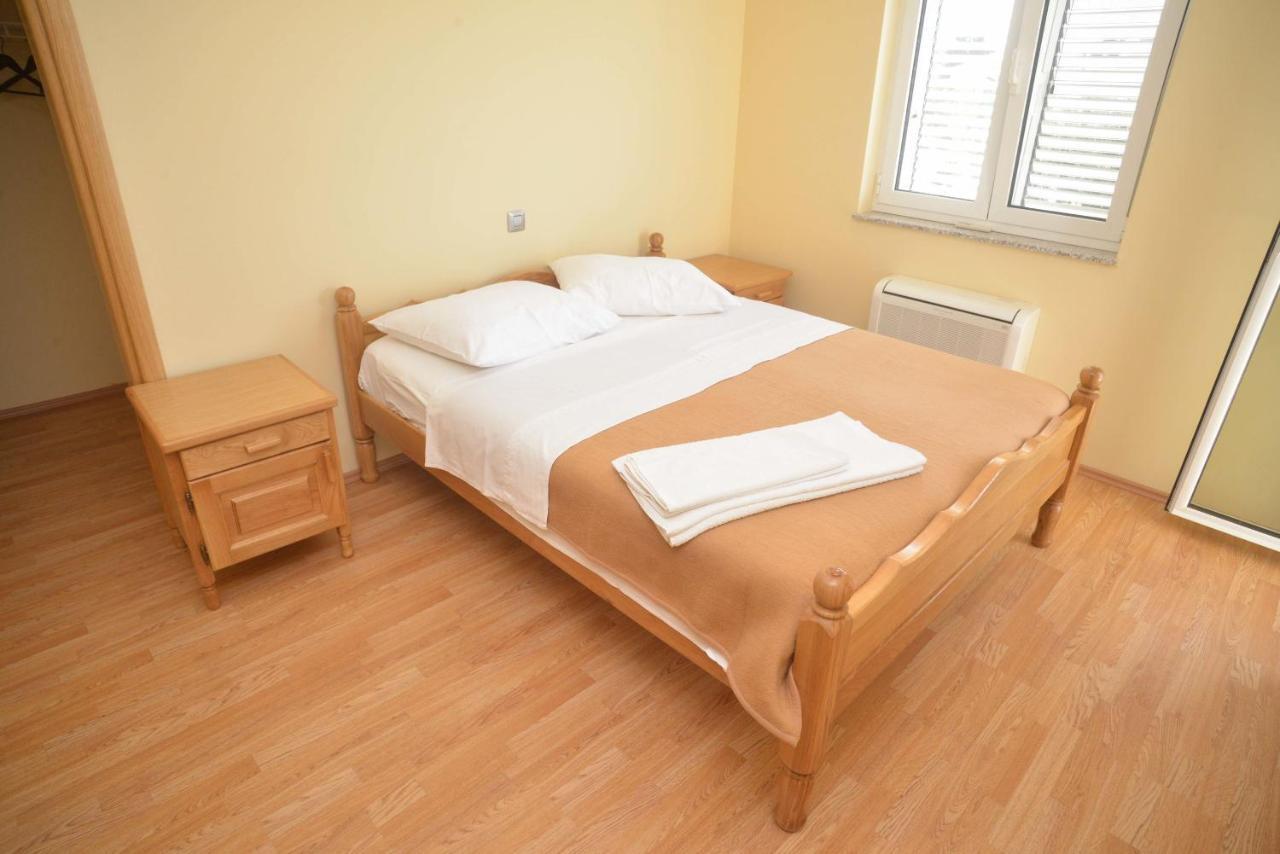 Apartments Citrine On The Beach بيوغْغاد نا موغو المظهر الخارجي الصورة