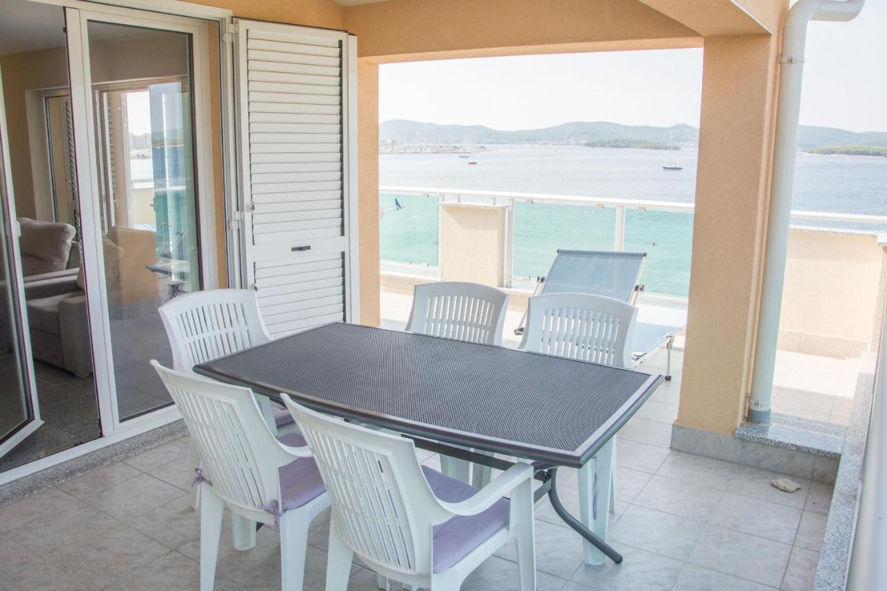Apartments Citrine On The Beach بيوغْغاد نا موغو المظهر الخارجي الصورة