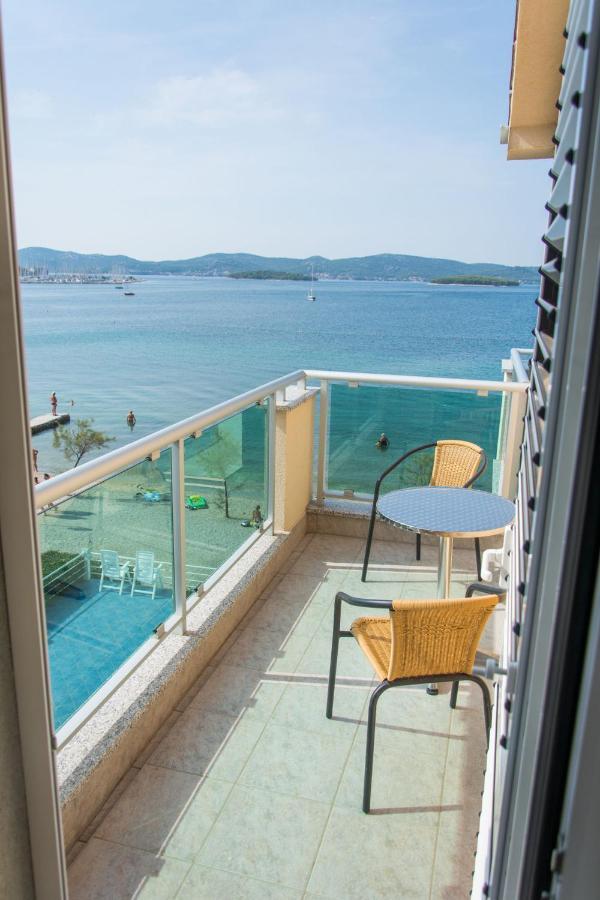 Apartments Citrine On The Beach بيوغْغاد نا موغو المظهر الخارجي الصورة