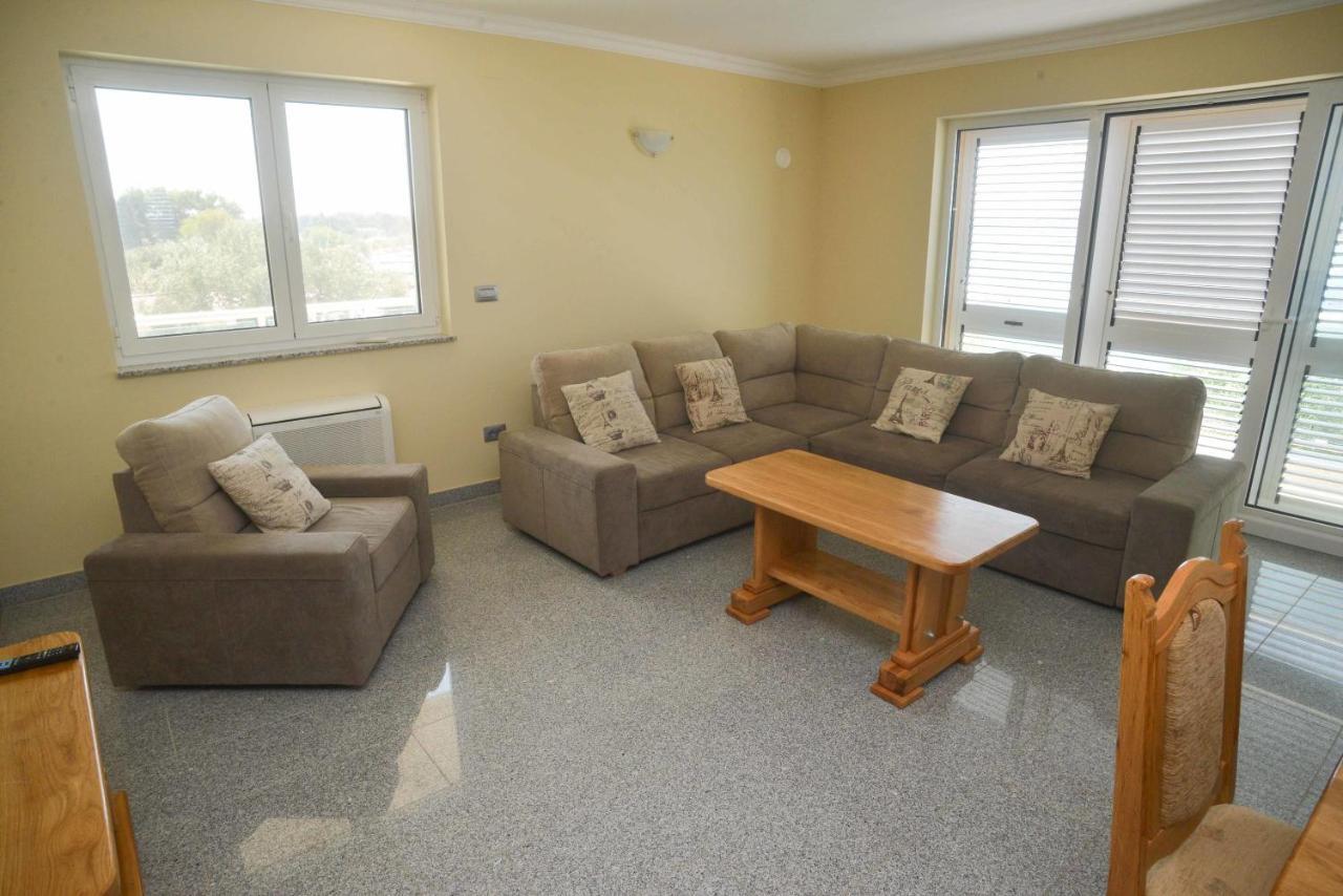 Apartments Citrine On The Beach بيوغْغاد نا موغو المظهر الخارجي الصورة
